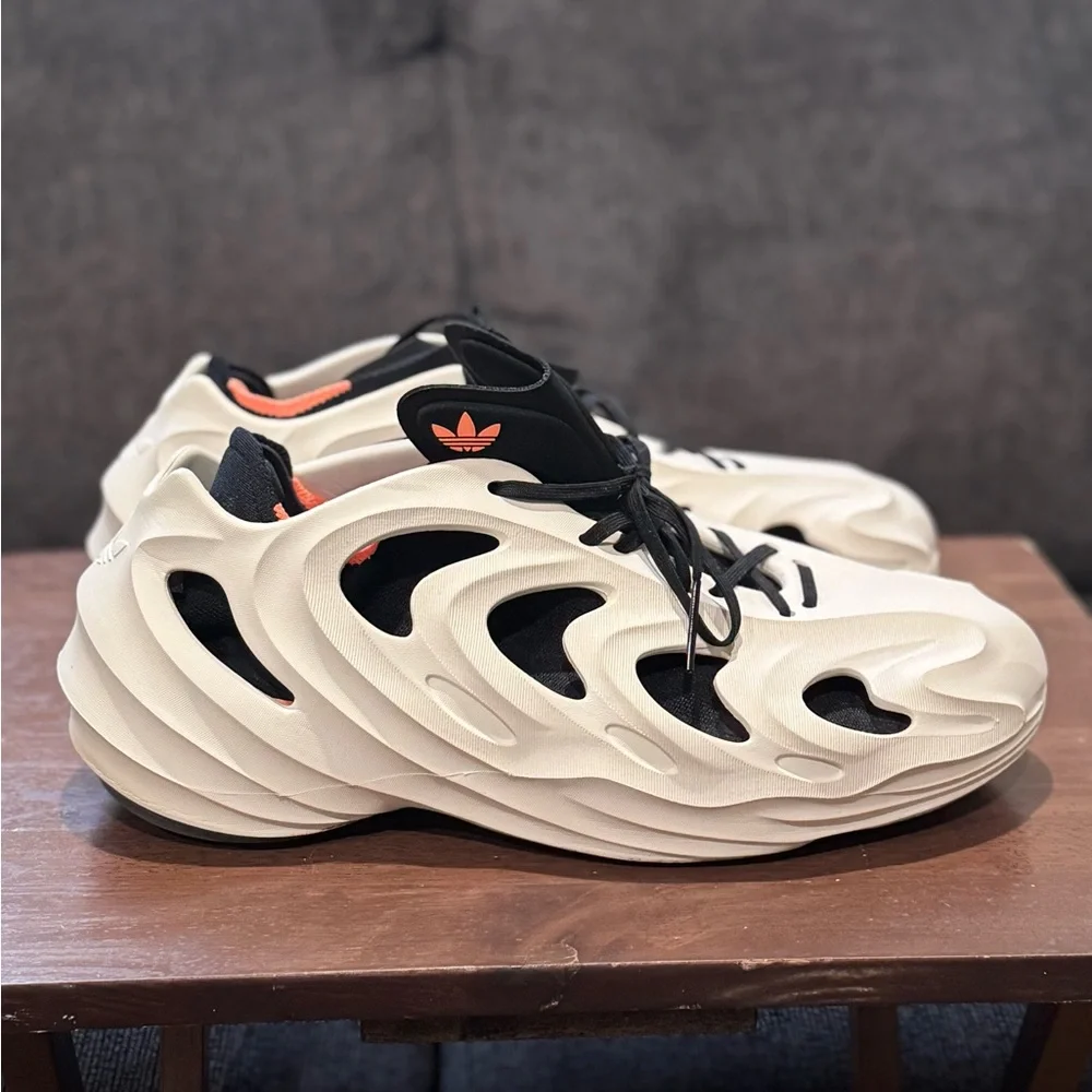 Adidas Adifom Q - Picture 2 of 7